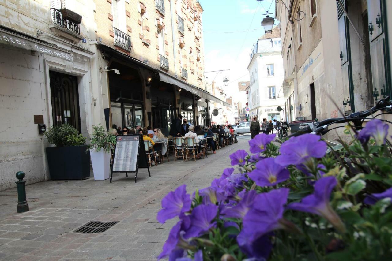 Studio Royal By Beds4Wanderlust - Place Du Marche Avec Parking Prive Фонтенбло Екстер'єр фото