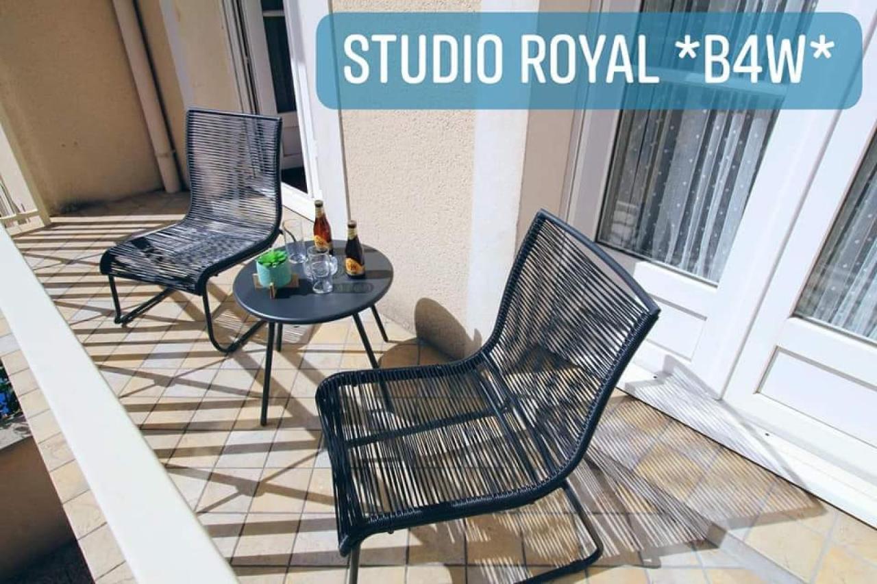 Studio Royal By Beds4Wanderlust - Place Du Marche Avec Parking Prive Фонтенбло Екстер'єр фото